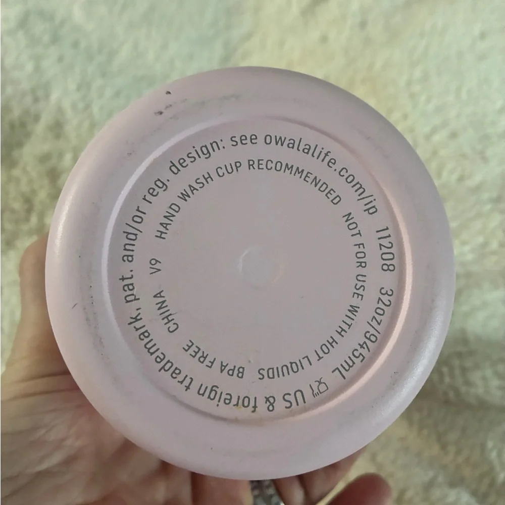 Owala Pink Water Bottle 32 oz - Picture 5 of 5